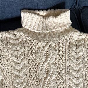 Yorkshire knitting Company Turtleneck Sweater S